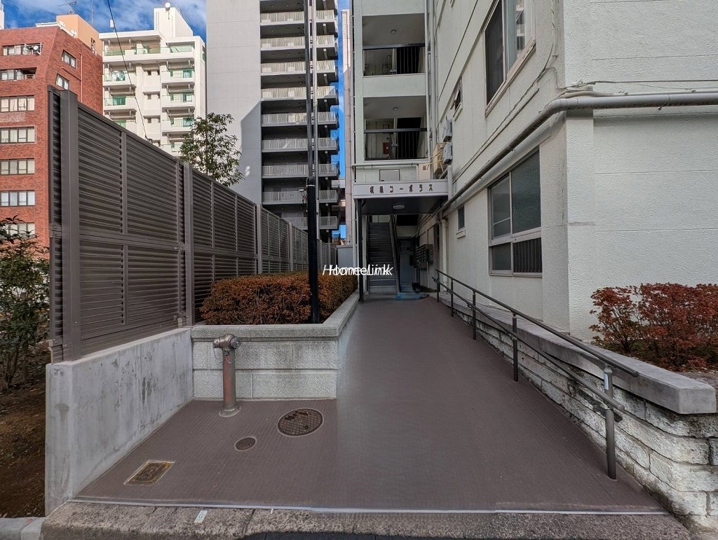 板橋コーポラス　エントランス前 アプローチ